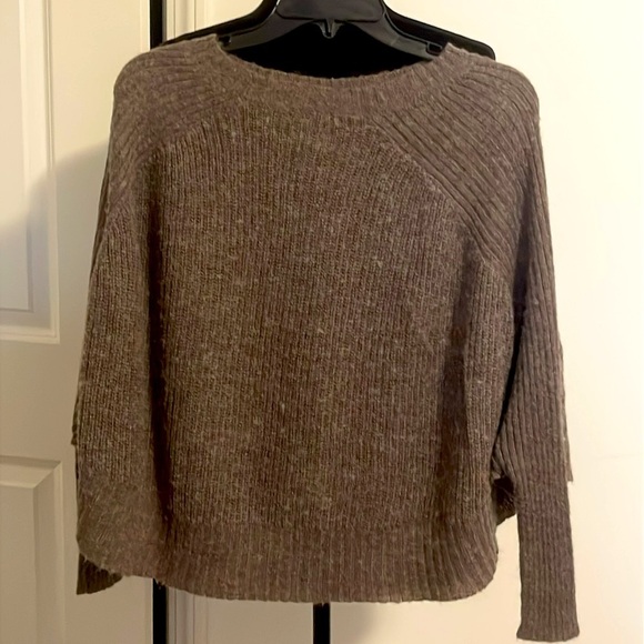 Daisy Fuentes Brown Poncho Sweater Size S - Picture 2 of 5